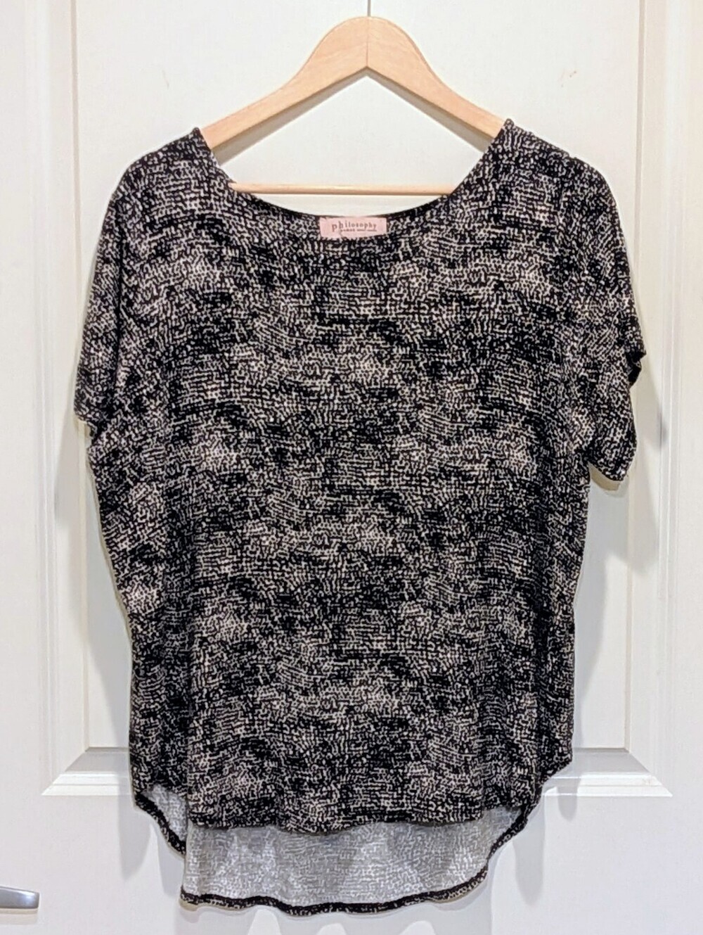 3/$30 GUC Philosophy 1X Rayon Blend Black and White Polka Dot Slouch Tee